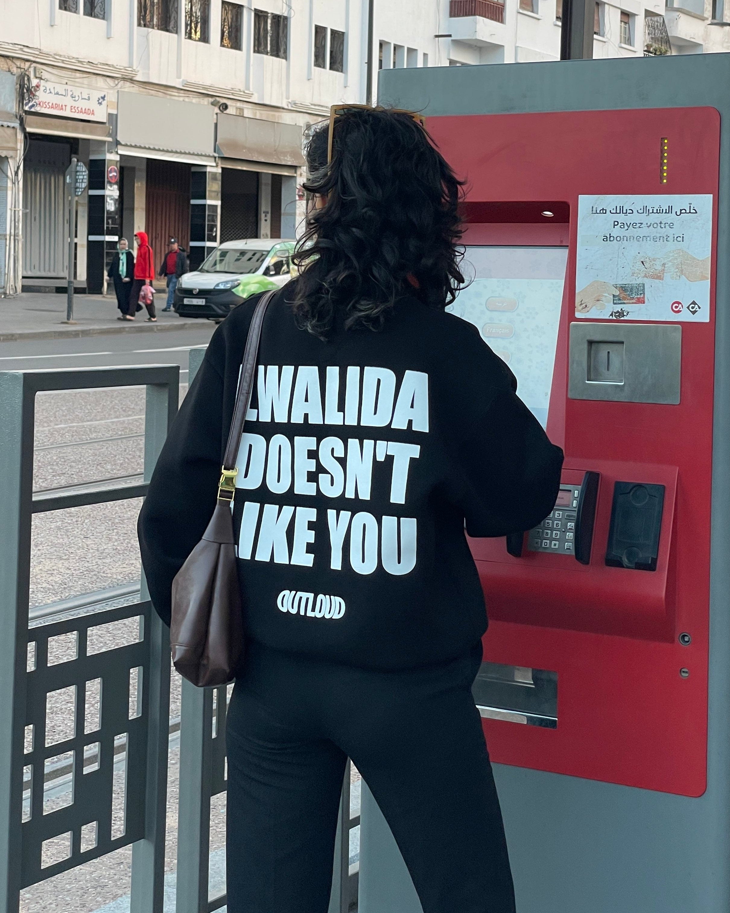 LWALIDA DOESN'T sweatshirt